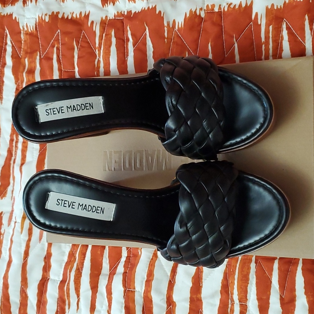 Steve Madden Sandals